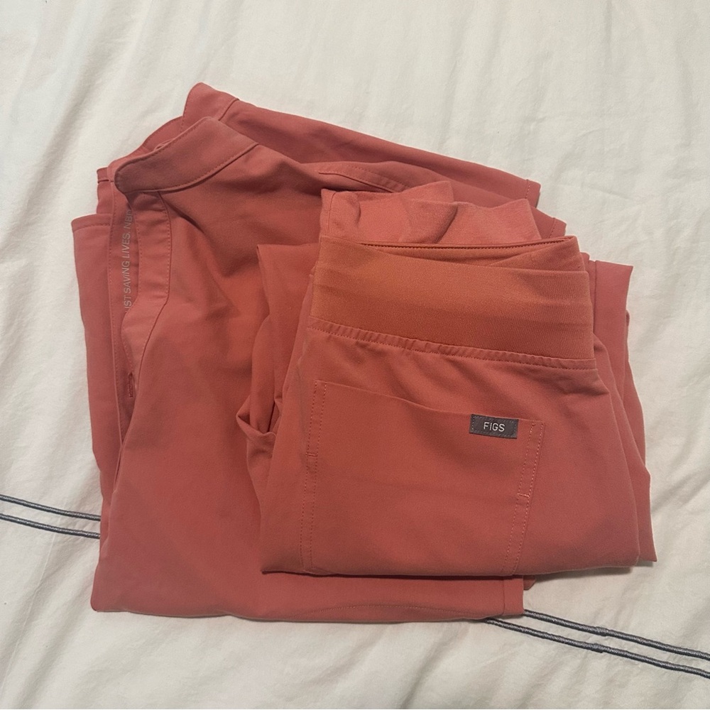 Figs coral reef limited edition